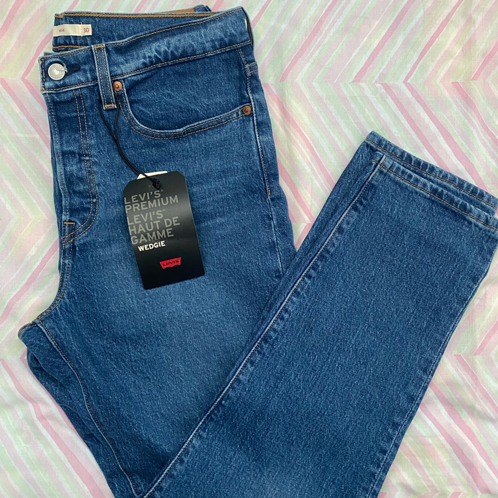 Levi’s Wedgie Jeans BNWT